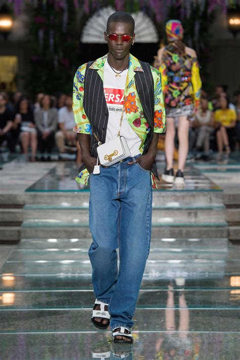 versace ss19 men|Versace .